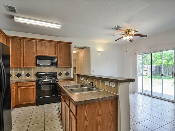 3rd image of 2610 Hearthside Ln