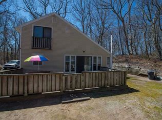 356-37 Oakleigh Ave, Calverton, NY 11933