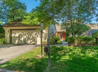 11 Tally Ho Ln, Blue Bell, PA