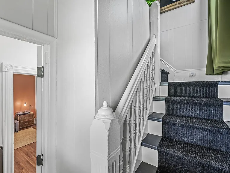 416 Cherokee Ave #2 — Photo 3