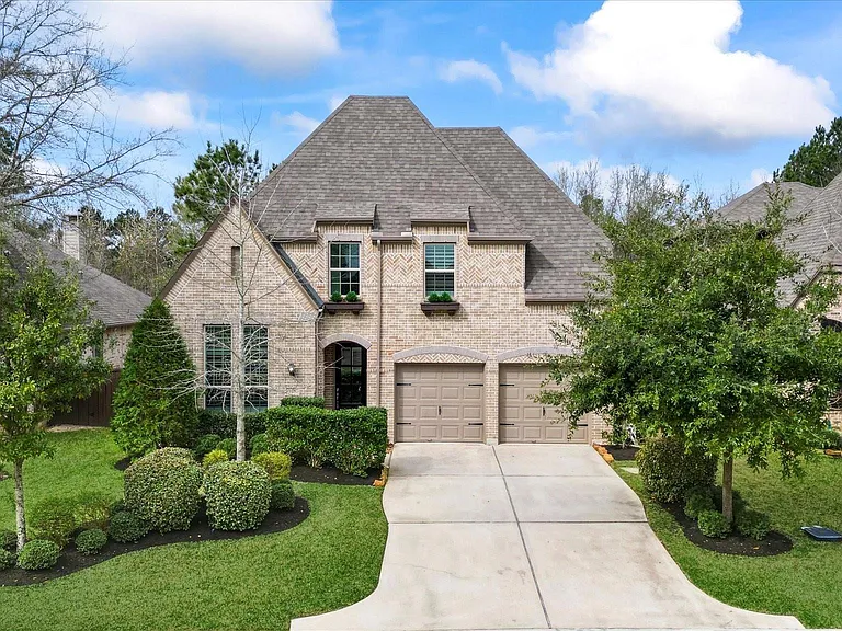125 Russet Bend Pl N — Photo 10