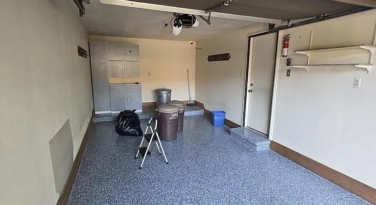 364 Meadow Bridge Dr — Photo 11