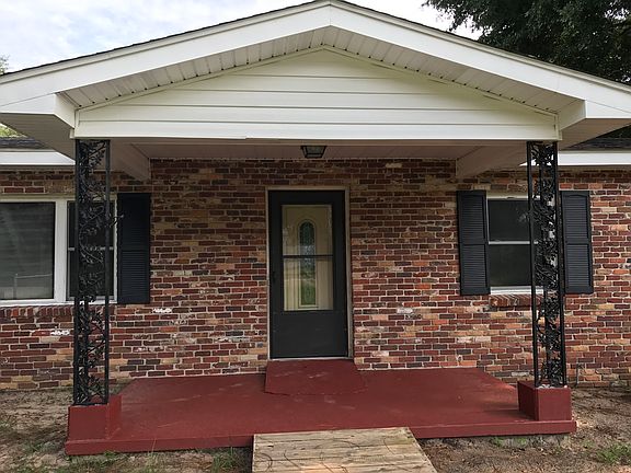 2nd image of 2775 Gerald Dr