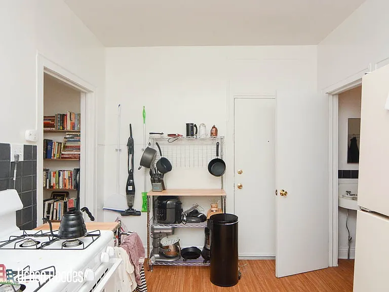 1933 W Crystal St #2AC — Photo 15