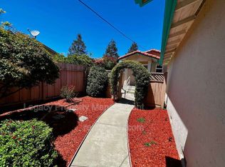 3884 Bayview Cir, Concord, CA 94520