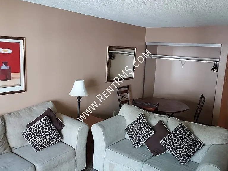 1256 SW Fillmore St — Photo 4