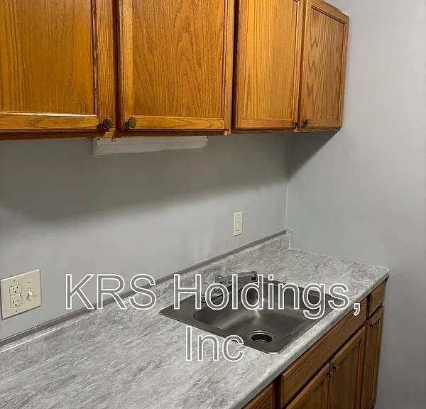 1213 Nelson St #C — Photo 3