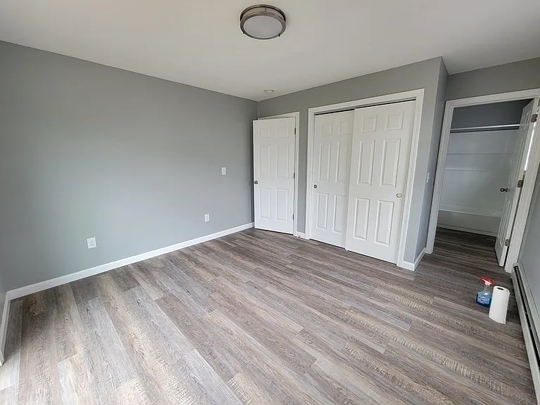 82 Yorkshire St #2 — Photo 8