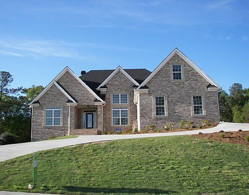 2nd image of 168 Jaclaire Ln