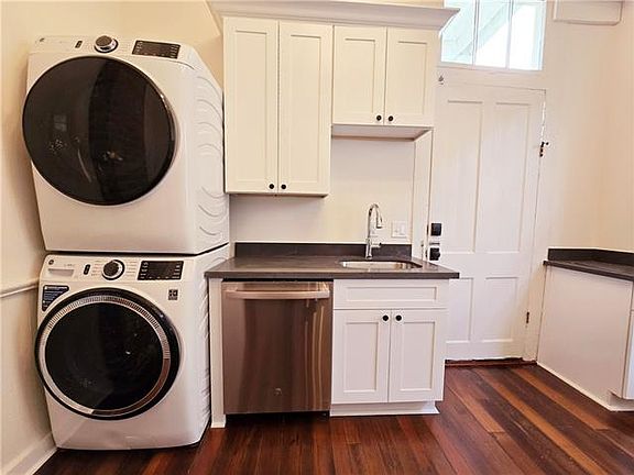 5th image of 1121 Antonine St #1C