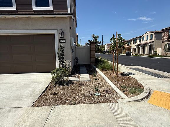 2nd image of 36503 Camino Springs Ave