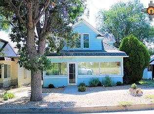 315 S 6th St, Raton, NM 87740