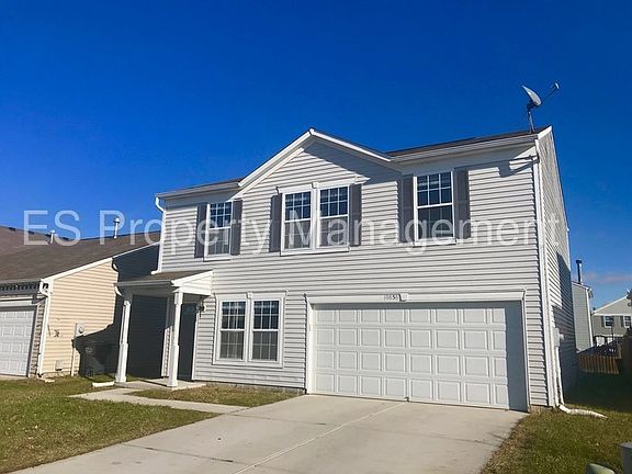 3rd image of 10858 Woods Dr