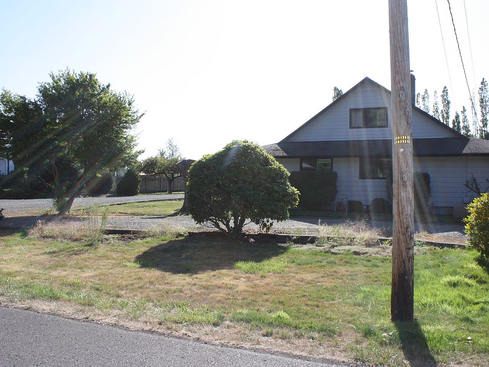 1st image of 375 N McNeely St