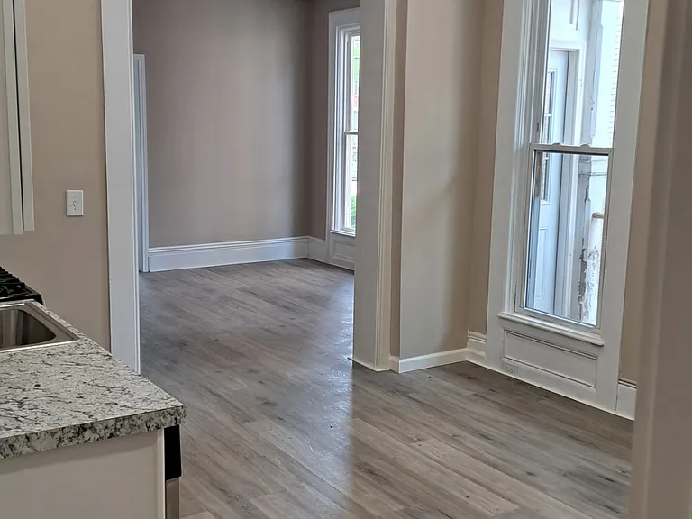 316 E Main St #1 — Photo 12