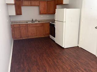 8956 S Escanaba Ave UNIT 1C, Chicago, IL 60617