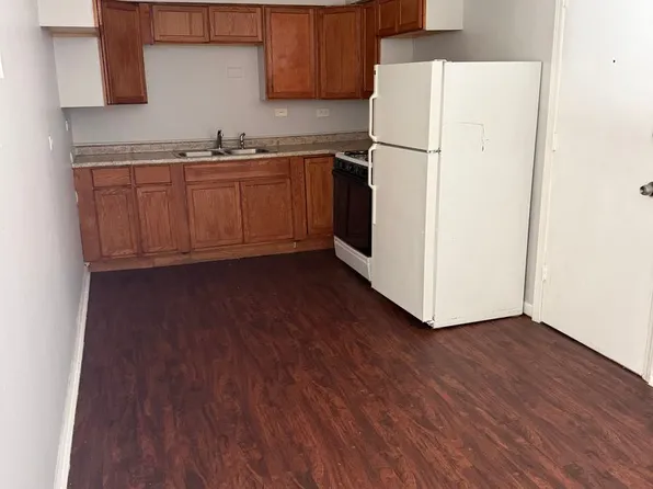 8956 S Escanaba, 8956 S Escanaba Ave Unit 1C, Chicago, IL 60617