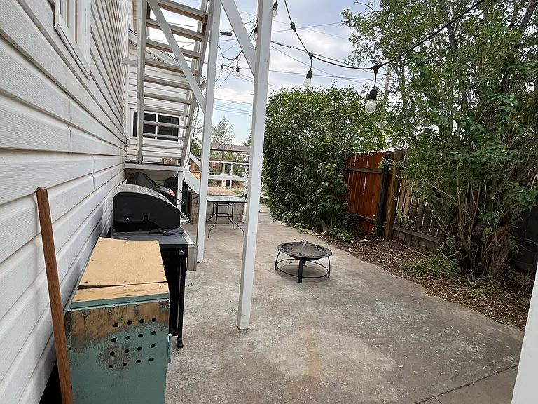 511 E Kearney St — Photo 18