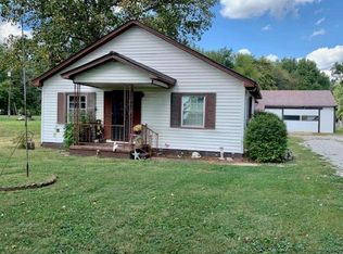 26 W Frakes St, Sullivan, IN 47882