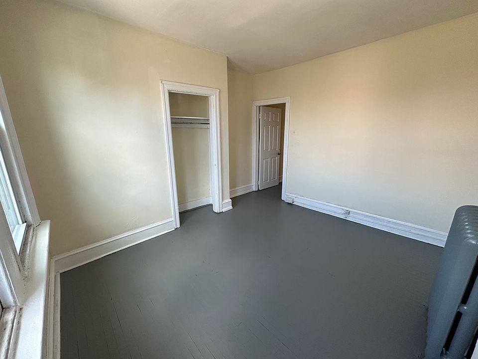 1st image of 4076 E Roosevelt Blvd Floor 2