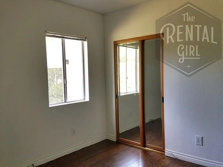 5723 Stansbury Ave #1 — Photo 3