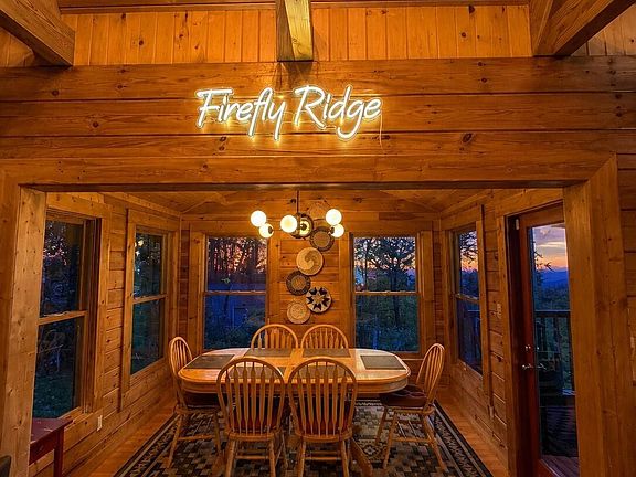 4th image of 3085 Perry Circle Ln