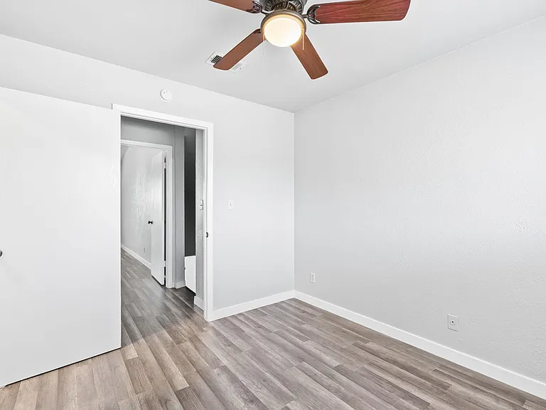7505 Saint Amant Pl #A — Photo 27