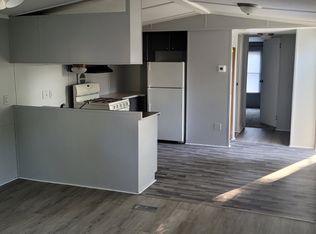 211 E 1st St #21, Converse, IN 46919