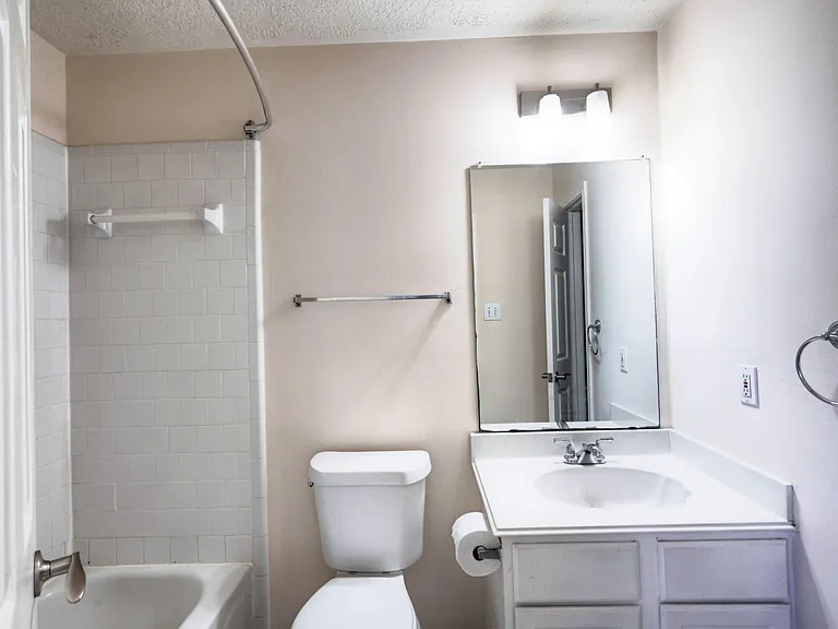 1226 Berrystone Trl — Photo 26