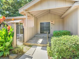 815 Commons Dr, Sacramento, CA 95825