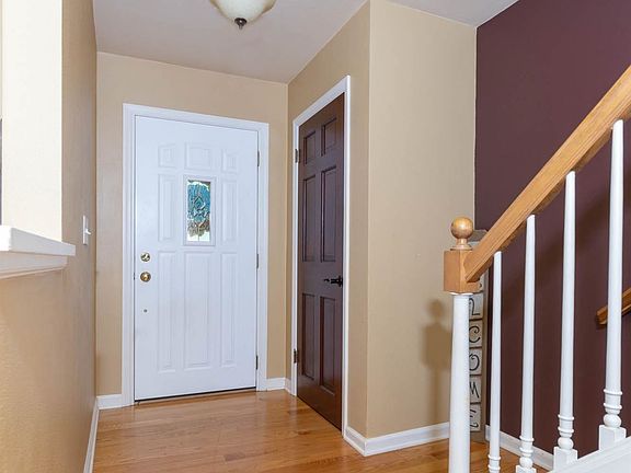 3rd image of 2206 Taliesen Ln