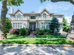 83 Ithaca Ave, Atlantic Beach, NY 11509
