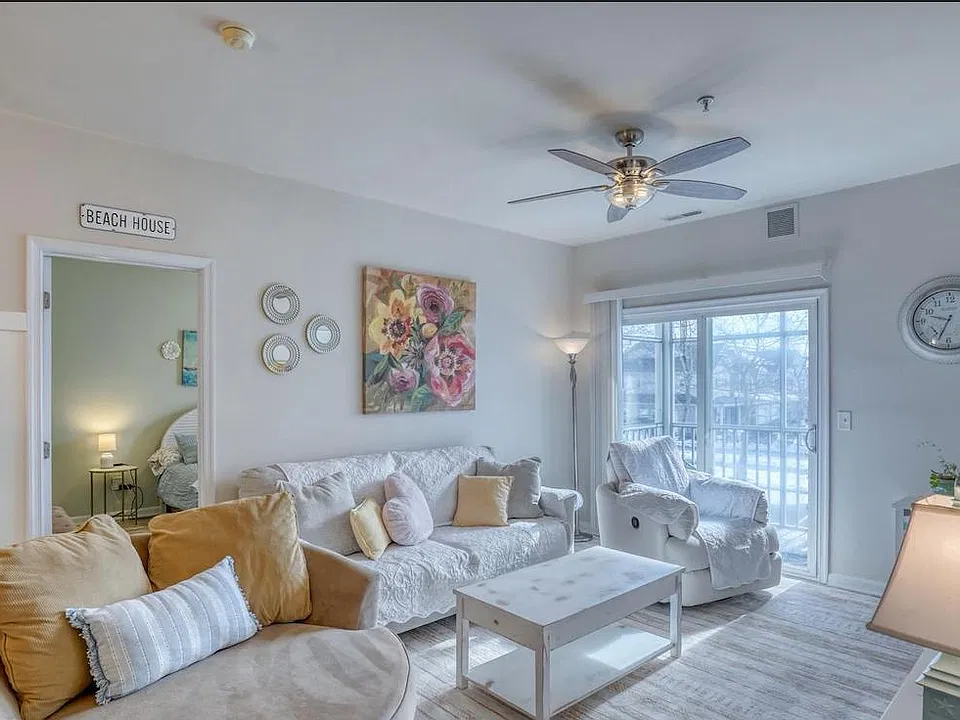 34704 Villa Cir #1203
