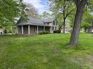 1001 Earl Rd, Michigan City, IN 46360