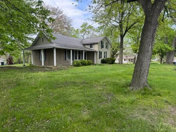 1001 Earl Rd, Michigan City, IN 46360