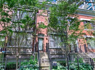 1324 S Indiana Pkwy, Chicago, IL 60605