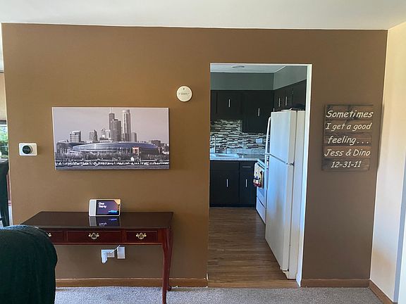 2nd image of 10702 S Keating Ave APT 3S