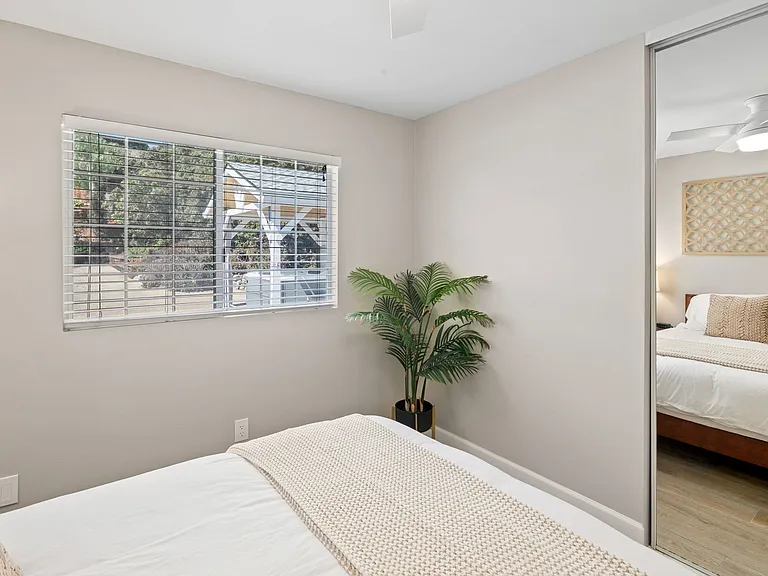 1648 El Prado Ave — Photo 43