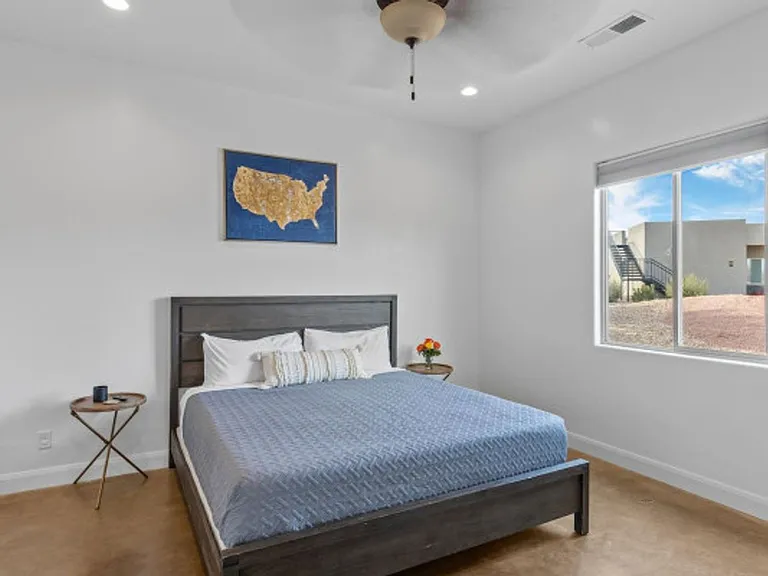 3252 S 4900 W — Photo 12