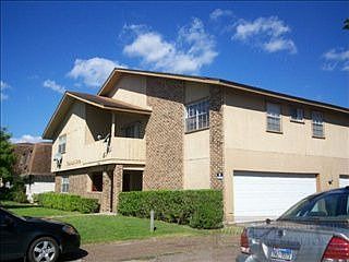 4th image of 2809 Treasure Hills Blvd