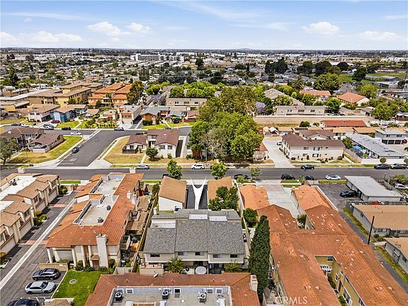 4th image of 12582 Adelle St
