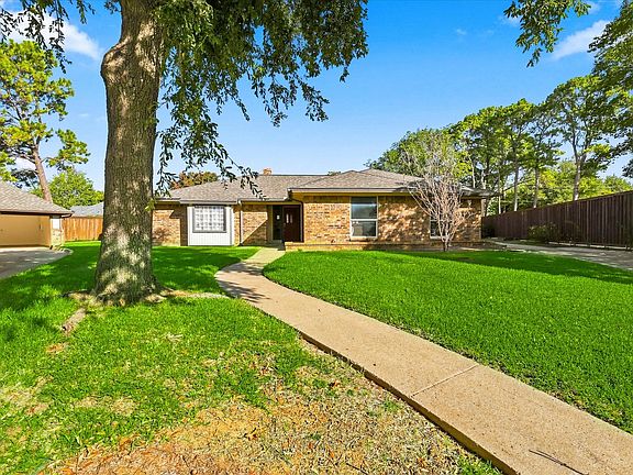 4th image of 308 Drexel Dr