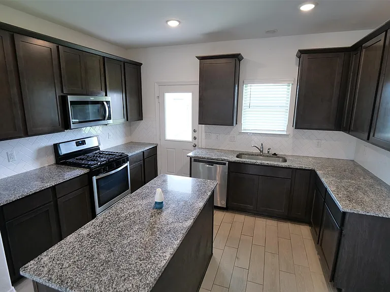 5719 Tabula Rasa Dr — Photo 10