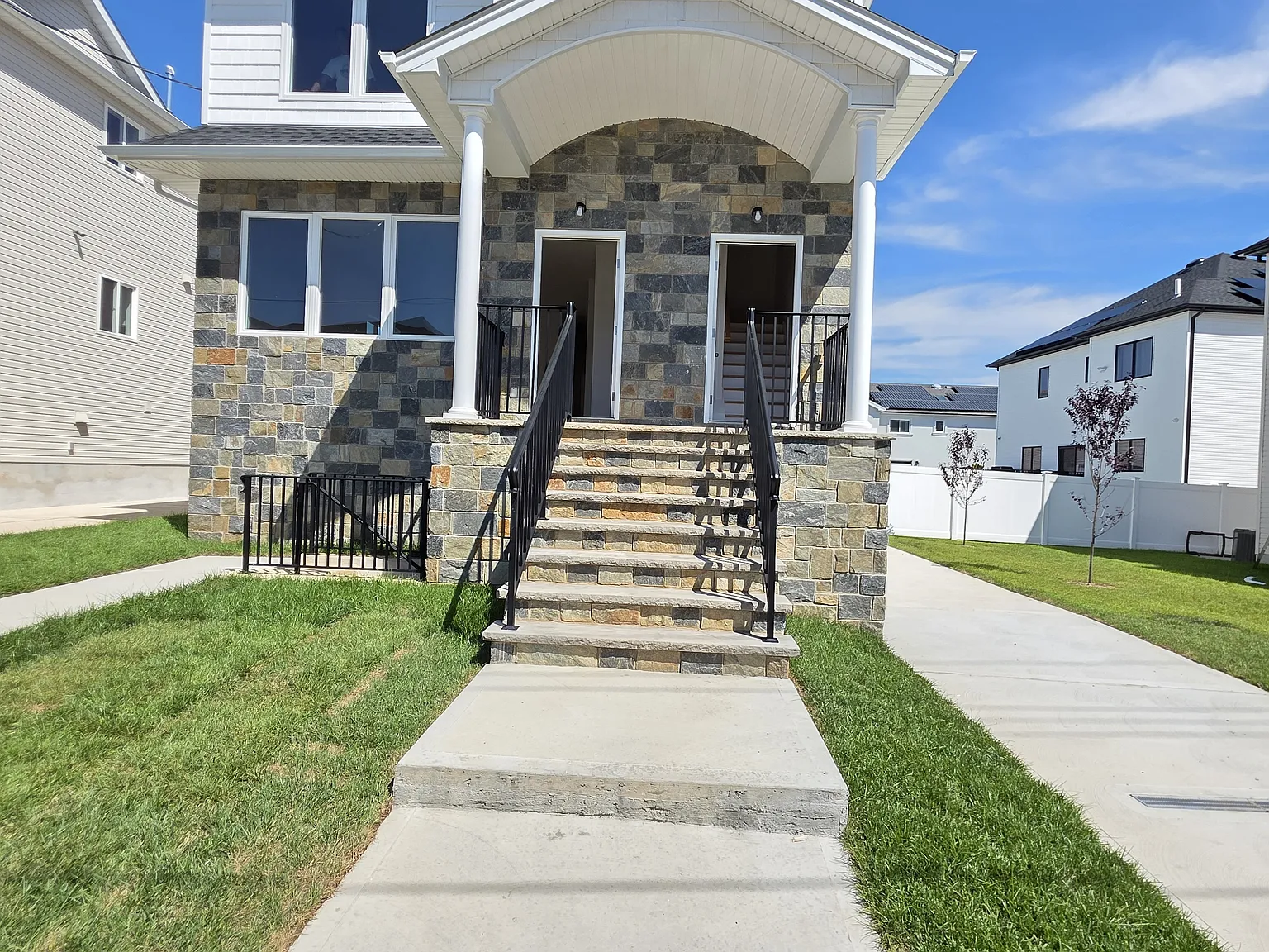 4 bed, 2600 sqft, $3,800 — Photo 3
