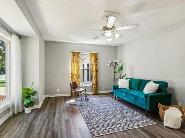 325 7th Street, Prairie Du Sac, WI 53578