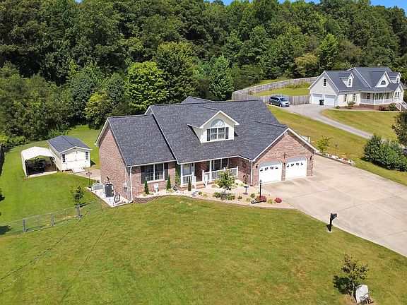 3rd image of 2514 Cherokee Rd