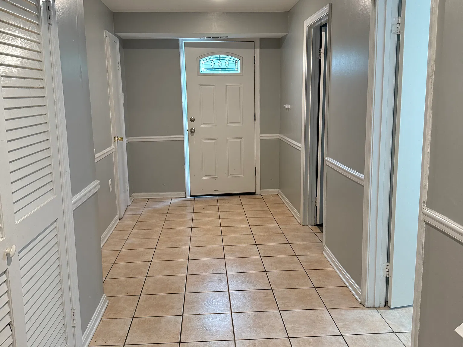7925 Central Park Cir — Photo 4
