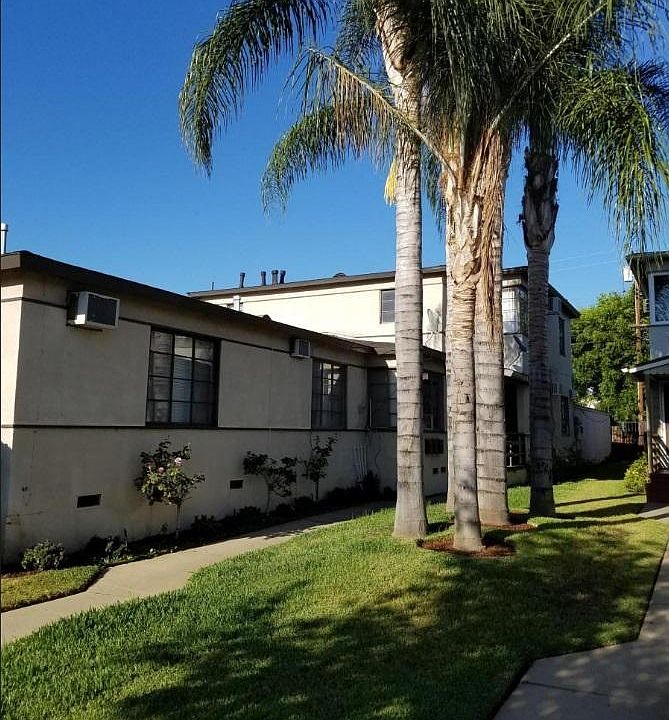 Entrance to property