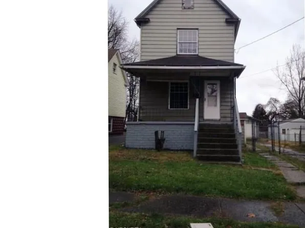 255 Tremble Ave, Campbell, OH 44405