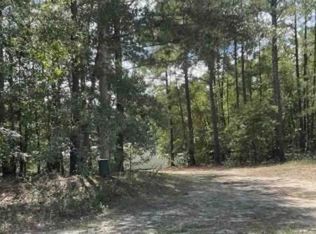 201 Castle Creek Dr, Raeford, NC 28376